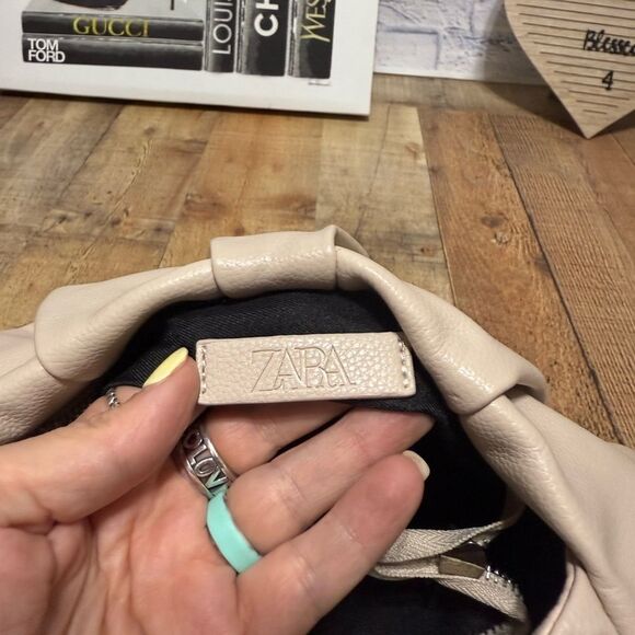 Zara Cream Soft City Bag Faux Leather Shoulder bag - Picture 10 of 11